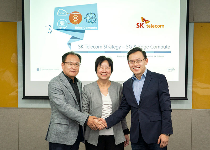 (from left) Ha Min-yong, VP and Head of Global Alliance Group, SK Telecom, Ong Geok Chwee, CEO of Bridge Alliance, and Lee Kang-won, VP and Head of Cloud Labs, SK Telecom.